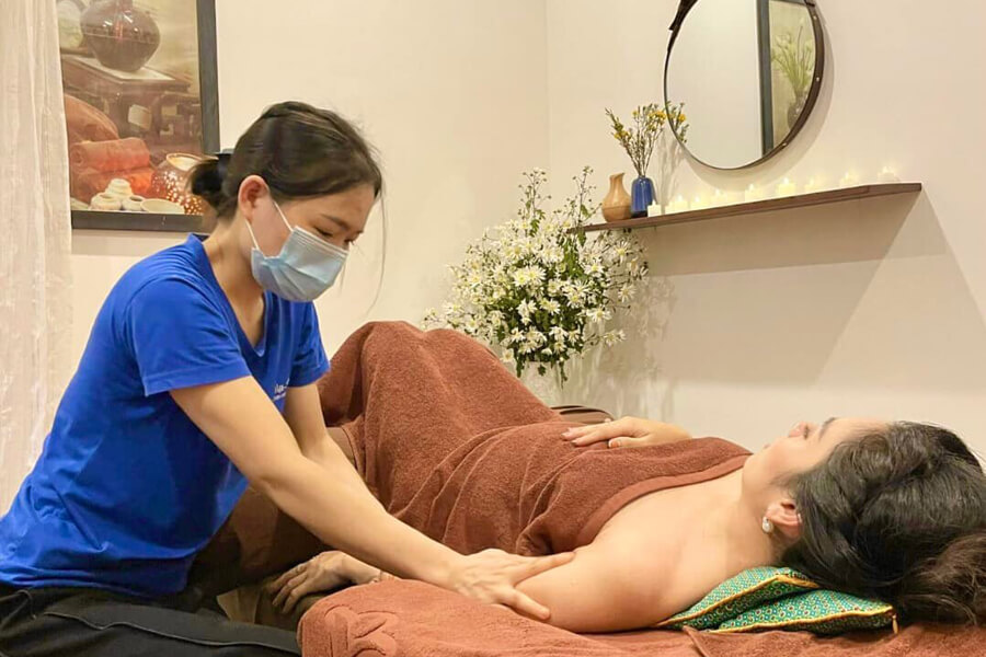 dịch vụ chăm sóc mẹ và bé sau sinh